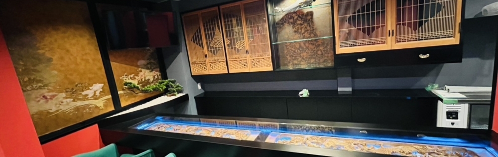 ����������ʥå��������륺�С� Lounge�� �������Ρְ��˰��ߤޤ��礦��