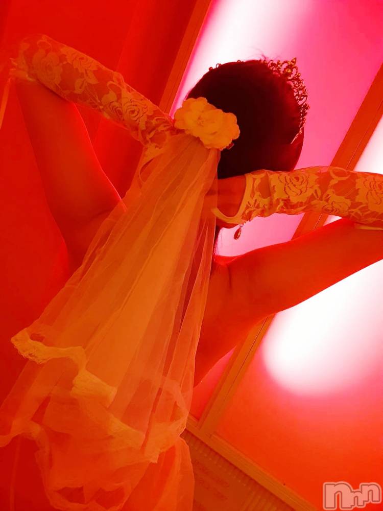 新潟デリヘルENDLESS-安心の地元新潟の素人のみ-(エンドレス) 【痴女】ユリコ(35)の11月18日写メブログ「どこで出したい？」