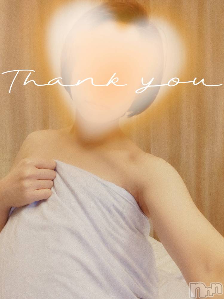 新潟デリヘル人妻不倫処　桃屋　新潟店(ヒトヅマフリンドコロモモヤ) みづは奉仕が信条(41)の1月4日写メブログ「アレっいな～い♡」