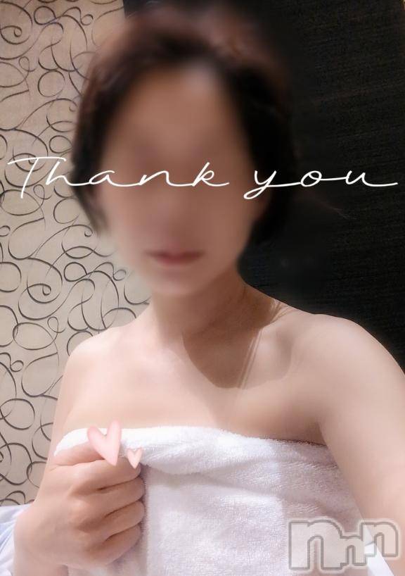新潟人妻デリヘル人妻不倫処　桃屋　新潟店(ヒトヅマフリンドコロモモヤ) みづは奉仕が信条(41)の1月7日写メブログ「イチコロ～♡」