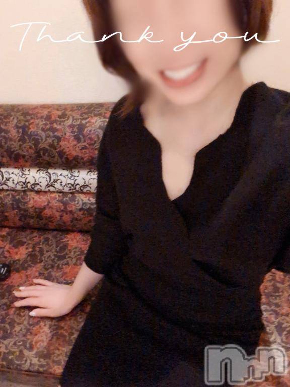 新潟人妻デリヘル人妻不倫処　桃屋　新潟店(ヒトヅマフリンドコロモモヤ) みづは奉仕が信条(41)の4月29日写メブログ「タロウくんのご機嫌～♡」