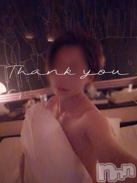新潟人妻デリヘル人妻不倫処　桃屋　新潟店(ヒトヅマフリンドコロモモヤ) みづは奉仕が信条(41)の5月10日写メブログ「部下は武器～♡」