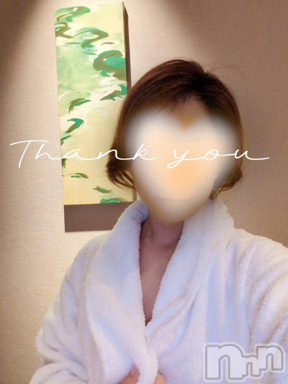 新潟人妻デリヘル人妻不倫処　桃屋　新潟店(ヒトヅマフリンドコロモモヤ) みづは奉仕が信条(41)の6月25日写メブログ「プレッシャ～♡」