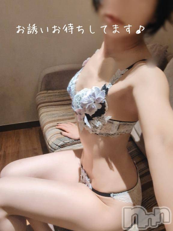 新潟人妻デリヘル人妻不倫処　桃屋　新潟店(ヒトヅマフリンドコロモモヤ) みづは奉仕が信条(41)の8月1日写メブログ「こんにちは～♡」