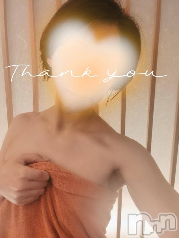 新潟デリヘル人妻不倫処　桃屋　新潟店(ヒトヅマフリンドコロモモヤ) みづは奉仕が信条(41)の10月13日写メブログ「おにぎり～♡」