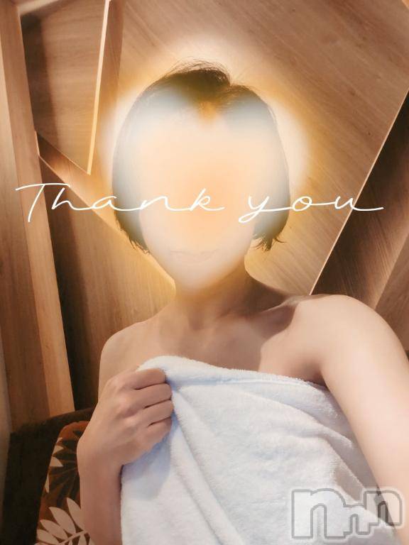 新潟デリヘル人妻不倫処　桃屋　新潟店(ヒトヅマフリンドコロモモヤ) みづは奉仕が信条(41)の10月23日写メブログ「激レアです⋯♡」