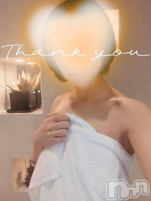 新潟デリヘル人妻不倫処　桃屋　新潟店(ヒトヅマフリンドコロモモヤ) みづは奉仕が信条(41)の11月29日写メブログ「お久しぶりの～♡」