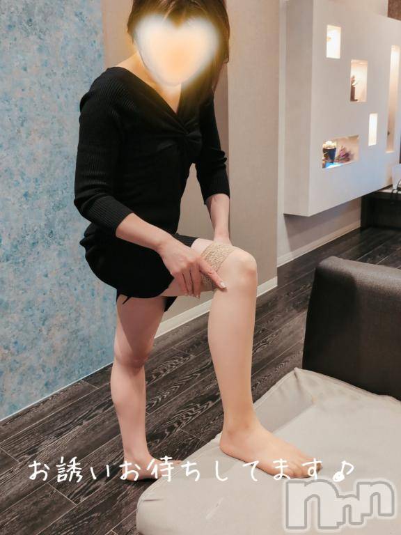 新潟デリヘル人妻不倫処　桃屋　新潟店(ヒトヅマフリンドコロモモヤ) みづは奉仕が信条(41)の12月3日写メブログ「こんにちは～♡」