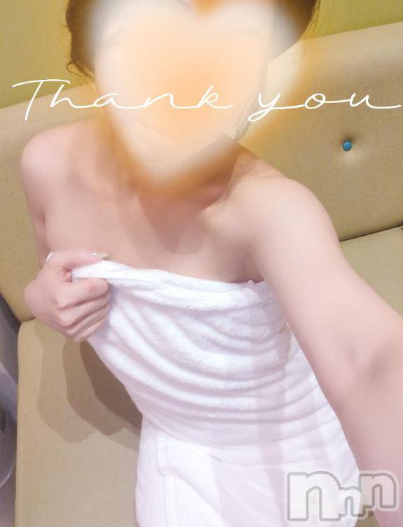 新潟デリヘル人妻不倫処　桃屋　新潟店(ヒトヅマフリンドコロモモヤ) みづは奉仕が信条(41)の12月10日写メブログ「オシリツキダシテ～♡」