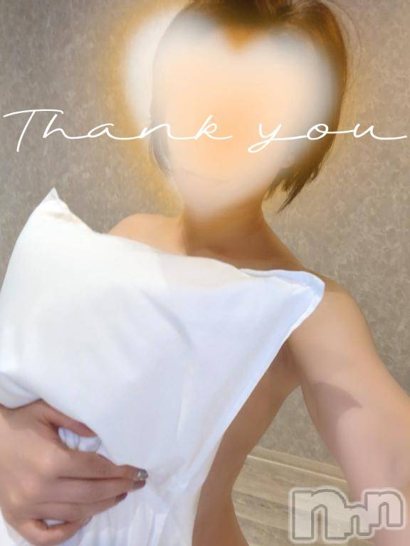 新潟デリヘル人妻不倫処　桃屋　新潟店(ヒトヅマフリンドコロモモヤ) みづは奉仕が信条(41)の12月31日写メブログ「最後じゃなかったぁ～♡」