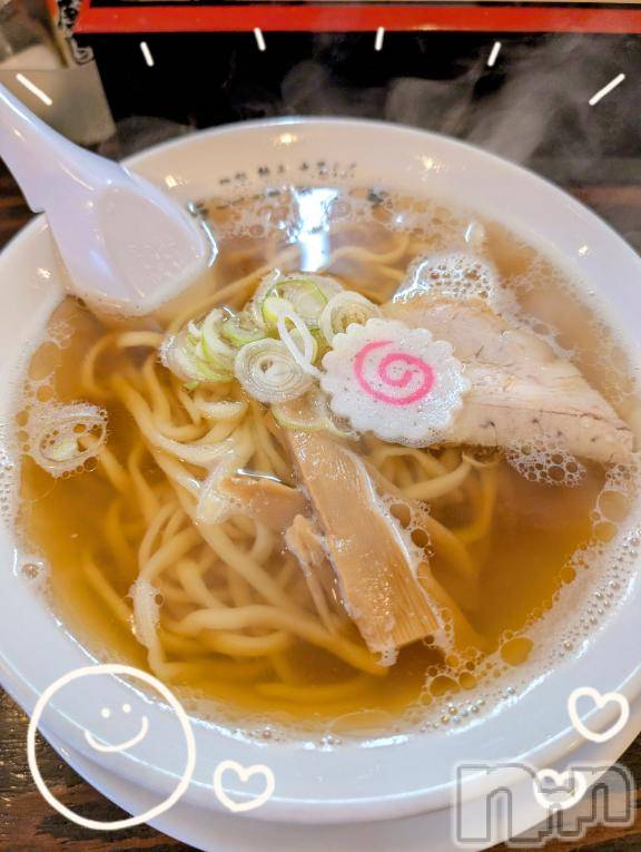 新潟デリヘル人妻不倫処　桃屋　新潟店(ヒトヅマフリンドコロモモヤ) みづは奉仕が信条(41)の1月8日写メブログ「出勤しました～♡」