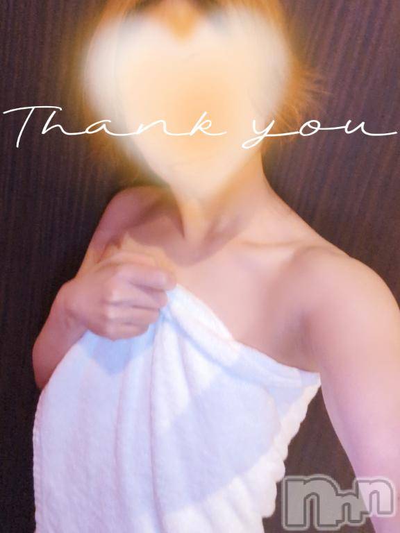 新潟デリヘル人妻不倫処　桃屋　新潟店(ヒトヅマフリンドコロモモヤ) みづは奉仕が信条(41)の3月30日写メブログ「階段で⋯♡」