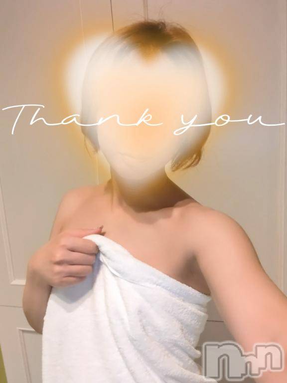 新潟デリヘル人妻不倫処　桃屋　新潟店(ヒトヅマフリンドコロモモヤ) みづは奉仕が信条(41)の4月4日写メブログ「初めまして⋯♡」