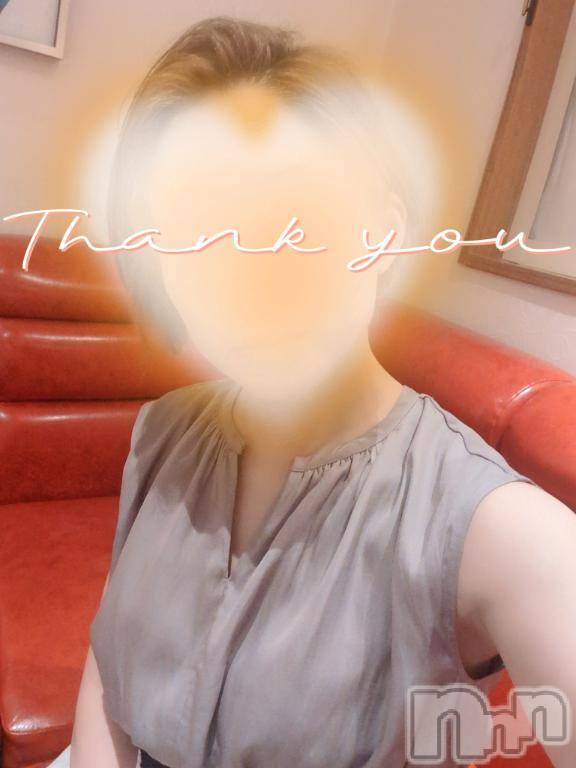 新潟デリヘル人妻不倫処　桃屋　新潟店(ヒトヅマフリンドコロモモヤ) みづは奉仕が信条(41)の7月11日写メブログ「バルス～♡」