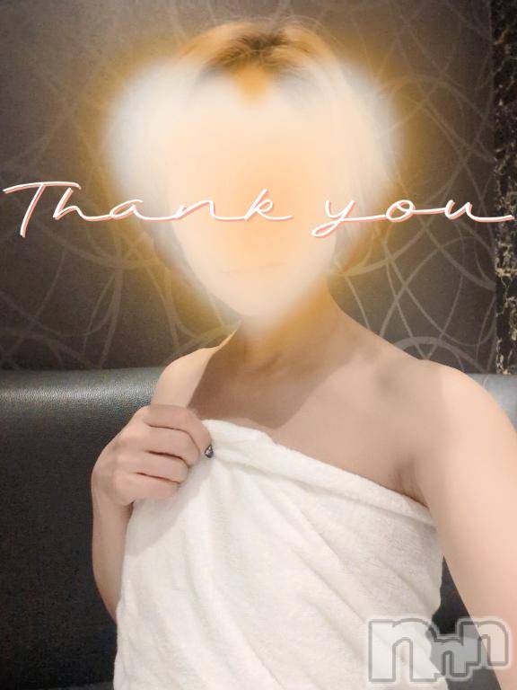 新潟デリヘル人妻不倫処　桃屋　新潟店(ヒトヅマフリンドコロモモヤ) みづは奉仕が信条(41)の7月30日写メブログ「〇〇の脱皮～♡」