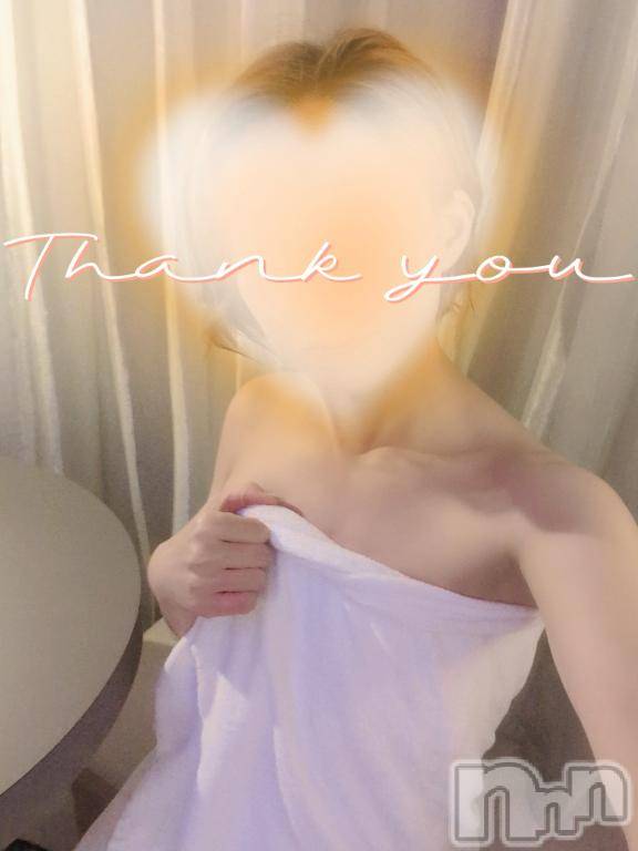新潟デリヘル人妻不倫処　桃屋　新潟店(ヒトヅマフリンドコロモモヤ) みづは奉仕が信条(41)の8月7日写メブログ「興奮しちゃったねっ⋯♡」
