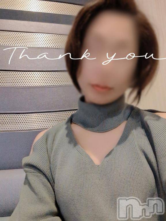 新潟人妻デリヘル人妻不倫処　桃屋　新潟店(ヒトヅマフリンドコロモモヤ)みづは奉仕が信条(41)の2025年1月13日写メブログ「ヒメハジメは～♡」