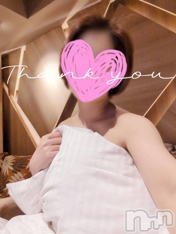 新潟人妻デリヘル人妻不倫処　桃屋　新潟店(ヒトヅマフリンドコロモモヤ)みづは奉仕が信条(41)の2025年3月17日写メブログ「猿芝居～♡」