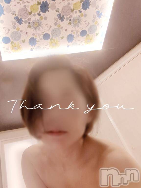 新潟人妻デリヘル人妻不倫処　桃屋　新潟店(ヒトヅマフリンドコロモモヤ)みづは奉仕が信条(41)の2025年3月26日写メブログ「春に散る～♡」