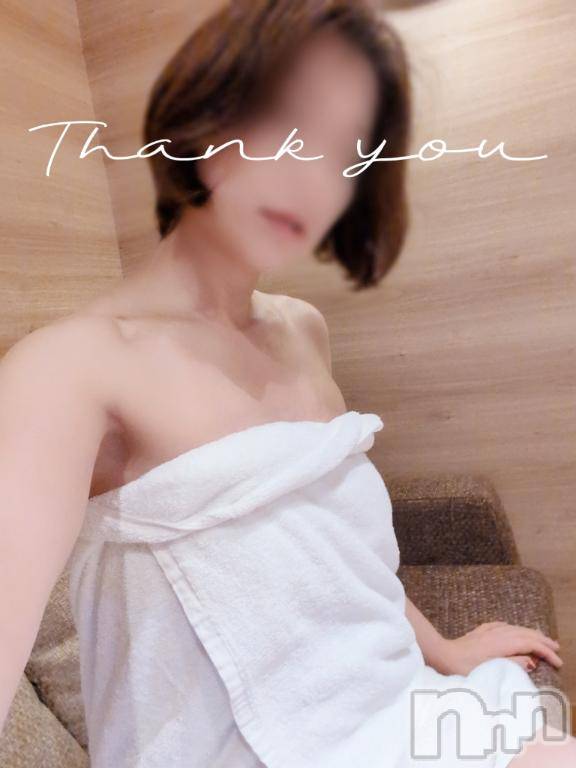 新潟人妻デリヘル人妻不倫処　桃屋　新潟店(ヒトヅマフリンドコロモモヤ)みづは奉仕が信条(41)の2025年3月31日写メブログ「コッソリ寄り道～♡」