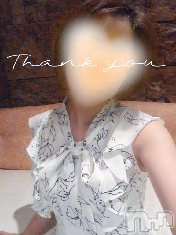 新潟人妻デリヘル人妻不倫処　桃屋　新潟店(ヒトヅマフリンドコロモモヤ)みづは奉仕が信条(41)の2025年5月27日写メブログ「ヤキモチ～♡」