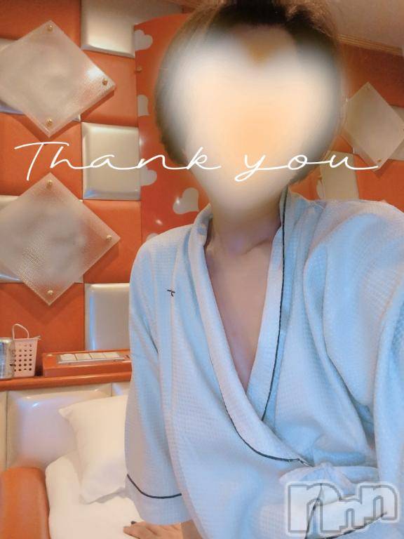 新潟人妻デリヘル人妻不倫処　桃屋　新潟店(ヒトヅマフリンドコロモモヤ)みづは奉仕が信条(41)の2025年7月20日写メブログ「悶絶マッサージ♡」