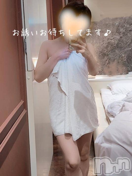 新潟人妻デリヘル人妻不倫処　桃屋　新潟店(ヒトヅマフリンドコロモモヤ)みづは奉仕が信条(41)の2025年8月3日写メブログ「こんにちは～♡」