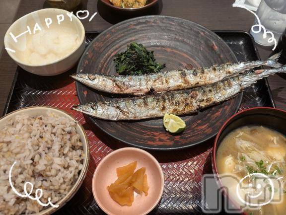 新潟デリヘル人妻不倫処　桃屋　新潟店(ヒトヅマフリンドコロモモヤ)みづは奉仕が信条(41)の2025年10月20日写メブログ「秋刀魚定食～♡」