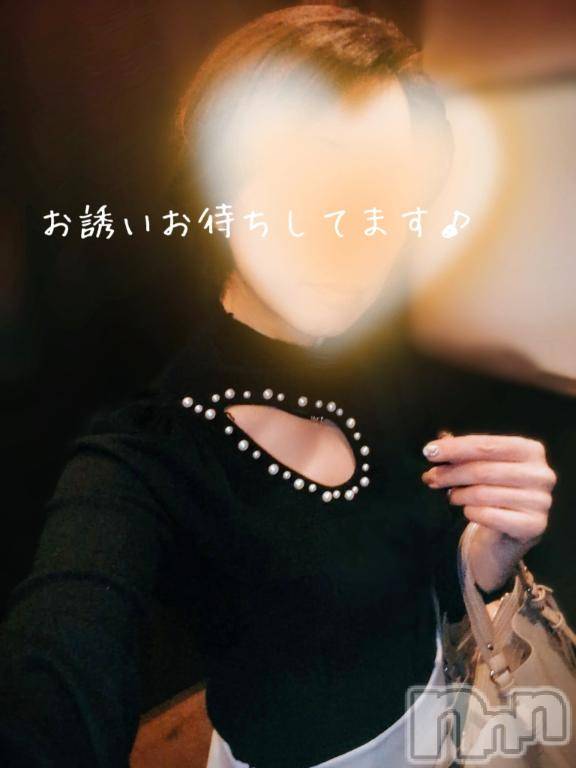 新潟デリヘル人妻不倫処 桃屋 新潟店(ヒトヅマフリンドコロモモヤ)みづは奉仕が信条(41)の2025年10月31日写メブログ「こんにちは~♡」