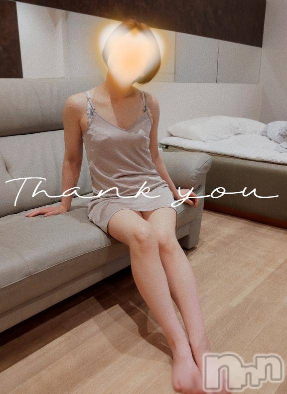 新潟デリヘル人妻不倫処　桃屋　新潟店(ヒトヅマフリンドコロモモヤ)みづは奉仕が信条(41)の2025年12月19日写メブログ「鏡越しのオシリ⋯♡」