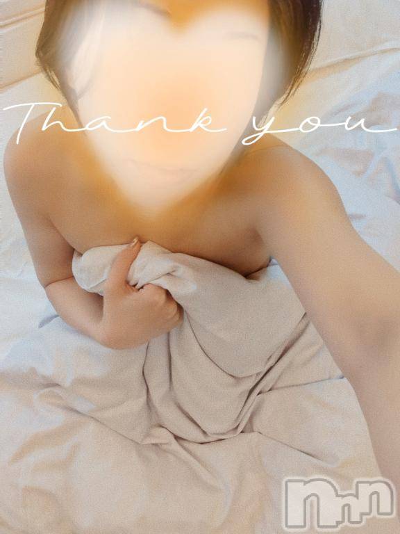 新潟デリヘル人妻不倫処　桃屋　新潟店(ヒトヅマフリンドコロモモヤ)みづは奉仕が信条(41)の2025年12月24日写メブログ「ご褒美に⋯♡」