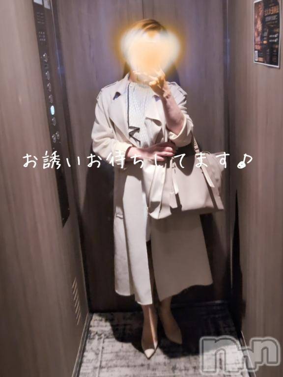 新潟デリヘル人妻不倫処　桃屋　新潟店(ヒトヅマフリンドコロモモヤ)みづは奉仕が信条(41)の2026年5月22日写メブログ「こんにちは～♡」