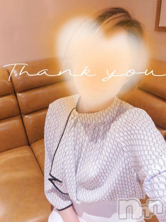 新潟デリヘル人妻不倫処　桃屋　新潟店(ヒトヅマフリンドコロモモヤ)みづは奉仕が信条(41)の2026年5月24日写メブログ「イントロド～ン♡」