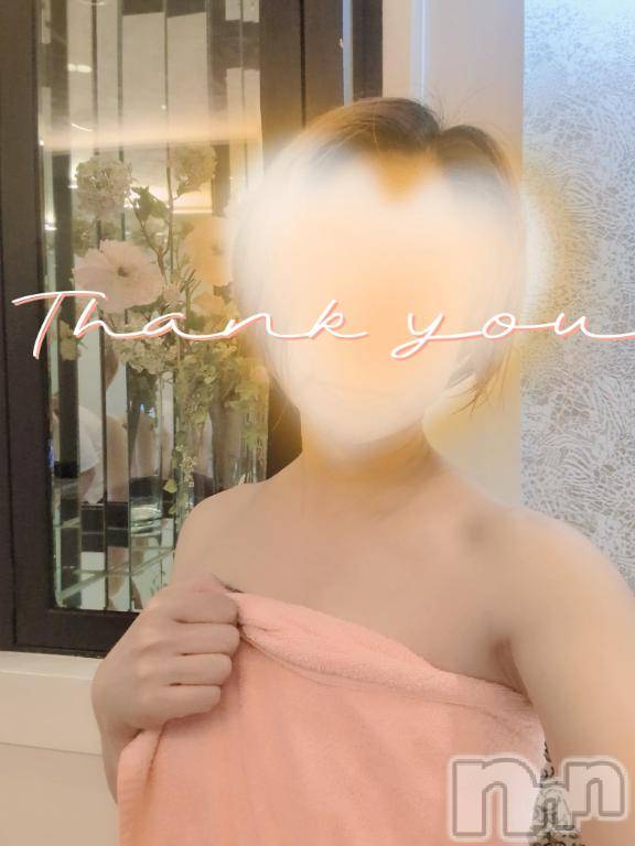 新潟デリヘル人妻不倫処　桃屋　新潟店(ヒトヅマフリンドコロモモヤ)みづは奉仕が信条(41)の2026年9月15日写メブログ「新しいネイルで⋯♡」