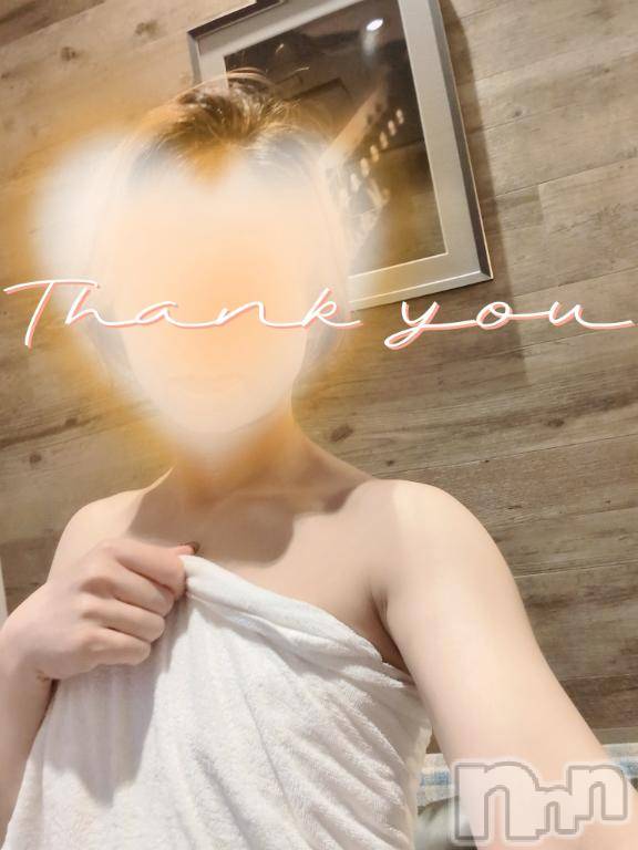 新潟デリヘル人妻不倫処　桃屋　新潟店(ヒトヅマフリンドコロモモヤ)みづは奉仕が信条(41)の2026年9月20日写メブログ「入店初日⋯♡」