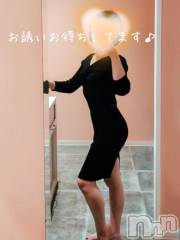 新潟デリヘル人妻不倫処　桃屋　新潟店(ヒトヅマフリンドコロモモヤ) みづは奉仕が信条(41)の11月24日写メブログ「こんにちは～♡」