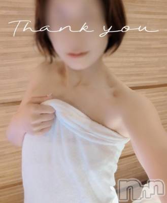 新潟人妻デリヘル 人妻不倫処　桃屋　新潟店(ヒトヅマフリンドコロモモヤ) みづは奉仕が信条(41)の4月17日写メブログ「カリカリシナシナ～♡」