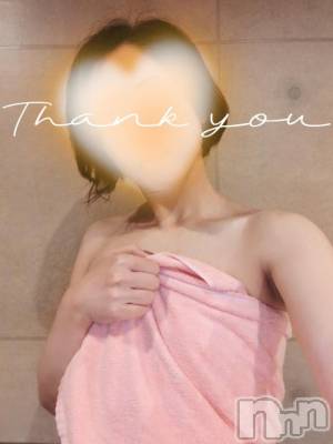 新潟デリヘル 人妻不倫処　桃屋　新潟店(ヒトヅマフリンドコロモモヤ) みづは奉仕が信条(41)の11月8日写メブログ「アナを埋めてぇ～♡」