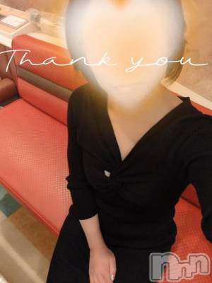 新潟デリヘル 人妻不倫処　桃屋　新潟店(ヒトヅマフリンドコロモモヤ) みづは奉仕が信条(41)の11月19日写メブログ「最近年上に目覚めましたぁ～♡」