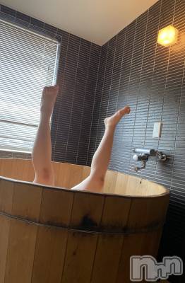 松本発デリヘル Revolution(レボリューション) エリナ☆絶対に沼る逸材♪(25)の6月25日写メブログ「6/24のおれいにっき　エリナ家の一族」