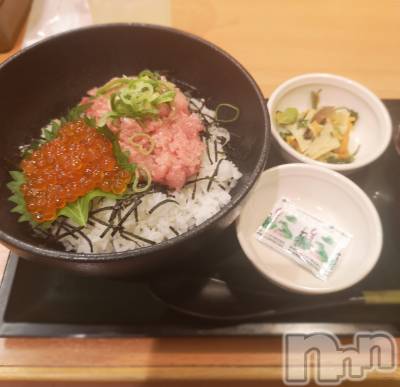 上越デリヘル らぶ妻　～新潟の人妻が集う店～(ラブツマ) 相川あみ★癒し女神(35)の9月18日写メブログ「美味しそうでしょ…？？？」