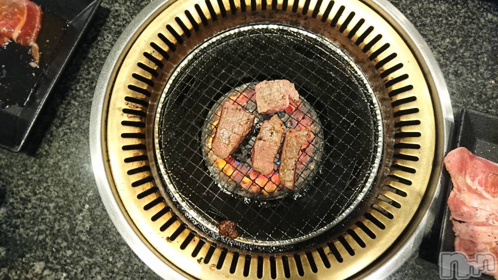 上越デリヘル上越最安値！奥様Deli急便(ジョウエツサイヤスネ！オクサマデリキュウビン) 美白美乳キレイ系 ゆうみ(35)の1月1日写メブログ「あけましておめでとうございます♡」