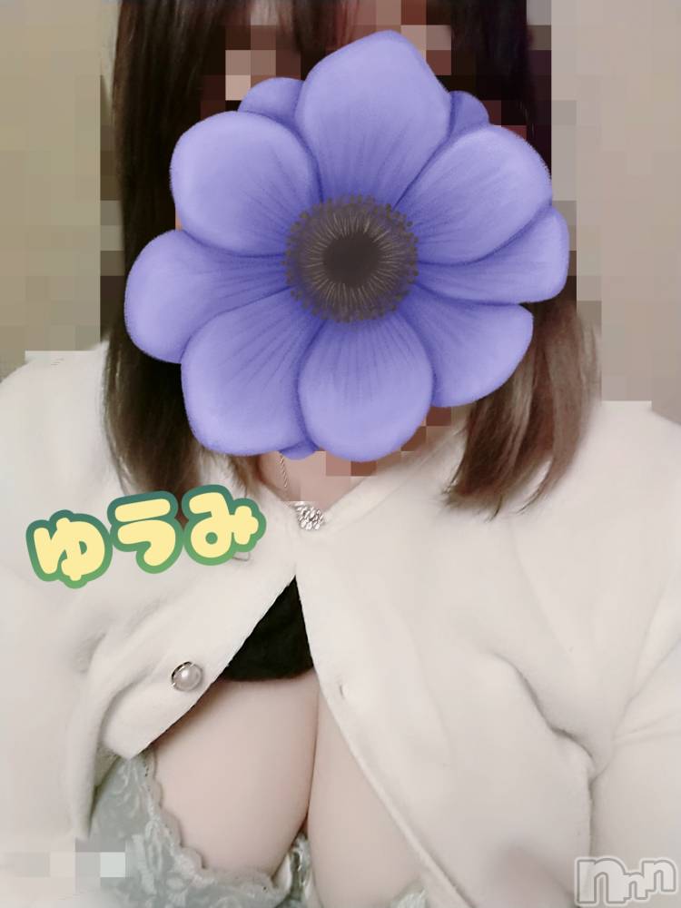 上越デリヘル上越最安値！奥様Deli急便(ジョウエツサイヤスネ！オクサマデリキュウビン) 短期不定期レア出勤！ ゆうみ(35)の12月1日写メブログ「こんばんは💖」