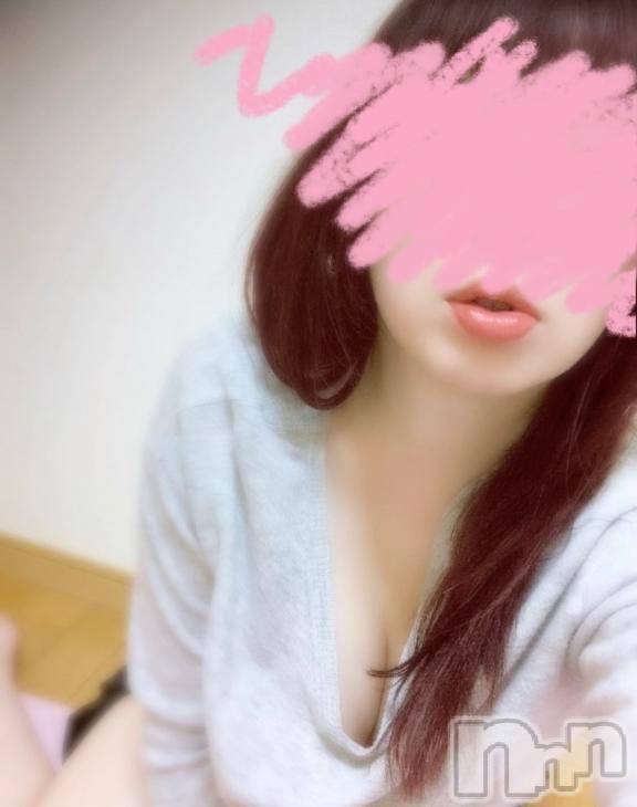 新潟人妻デリヘル人妻不倫処　桃屋　新潟店(ヒトヅマフリンドコロモモヤ)ももか贅沢ミルク(39)の2025年5月22日写メブログ「じんわり汗がでる暑さ♡」