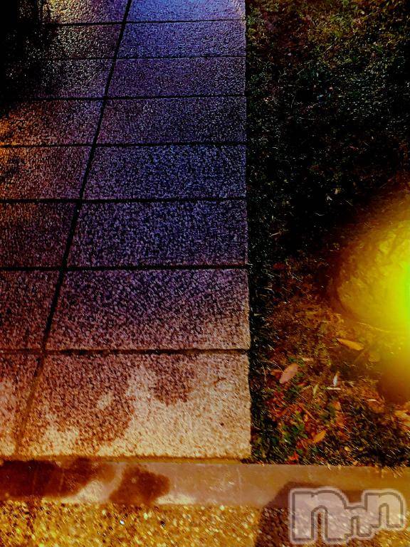 新潟デリヘル人妻不倫処　桃屋　新潟店(ヒトヅマフリンドコロモモヤ)ももか贅沢ミルク(39)の2026年1月7日写メブログ「延期♡」