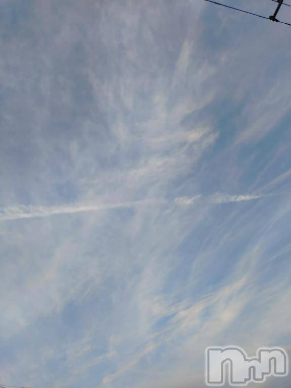 新潟デリヘル五十路マダム新潟店(カサブランカグループ)(イソジマダムニイガタテン)松宮桜子(52)の2025年6月13日写メブログ「飛行機雲☁」