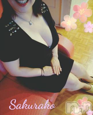 新潟デリヘル 五十路マダム新潟店(カサブランカグループ)(イソジマダムニイガタテン) 松宮桜子(52)の11月9日写メブログ「さくらこ🌸、Xperia買う」