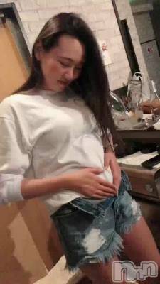 衼()