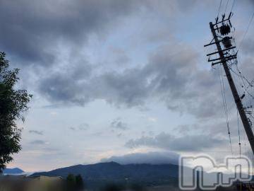 長岡デリヘル BIANCA～主人の知らない私～長岡店(ビアンカナガオカテン) 登坂　まな(32)の8月14日写メブログ「降りそうで🌧️降らない⛅」