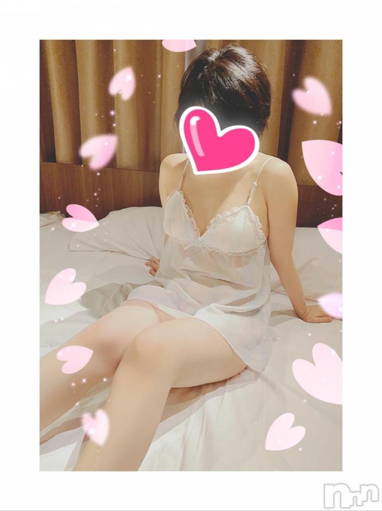 新潟ソープスチュワーデス ことり(32)の11月18日写メブログ「あら！新潟寒くなってる😳」